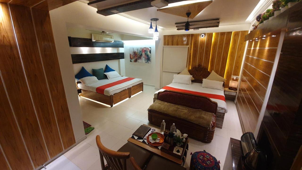 Hotel Krishna Amhedabad Dış mekan fotoğraf