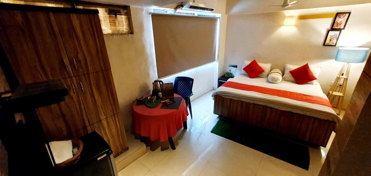 Hotel Krishna Amhedabad Dış mekan fotoğraf
